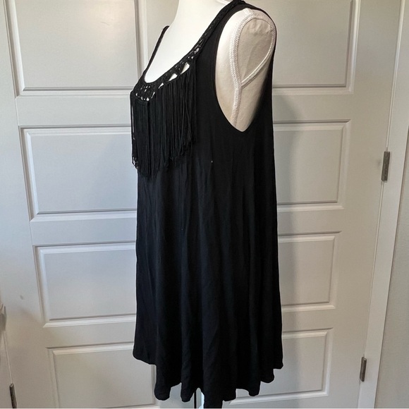 Black Fringe Dress Crochet Neckline Sleeveless Casual Summer Dress - Picture 3 of 6